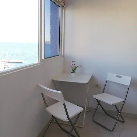 Fuer 2 Personen Und 1 Kind In Apartment Candelaria